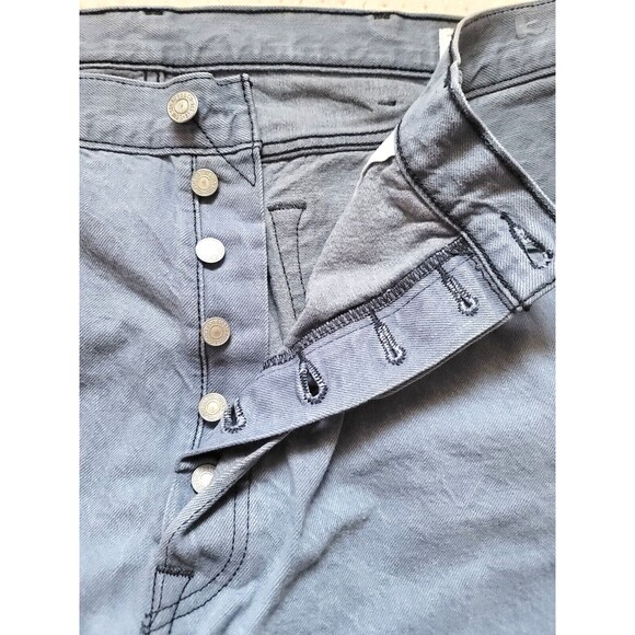 EUC Levi's 501 Button Fly Jeans White Oak Cone Denim Blue Straight Leg 42x28 - Picture 3 of 9